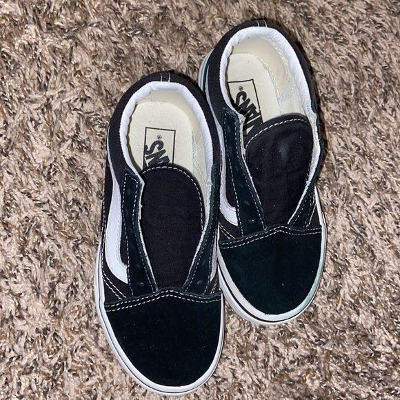 Vans - Picture 3 of 4